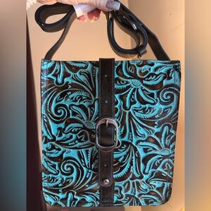 Patricia Nash’s “Granada”Turquoise Embossed crossbody NWT